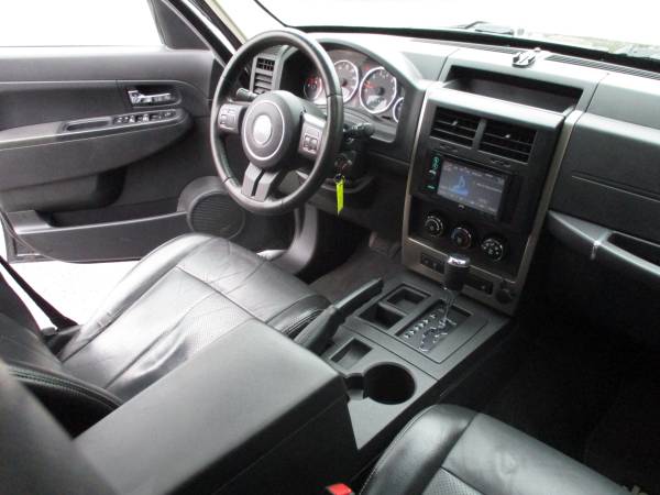2012 JEEP LIBERTY SPORT LEATHER 100K MILES - - by for sale in Providence, RI – photo 16