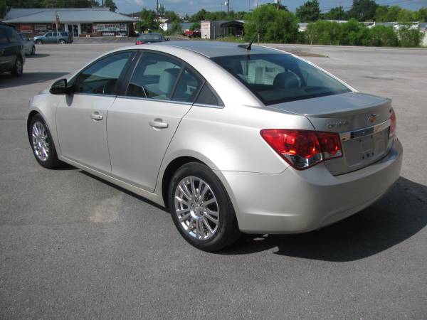2013 CHEVY CRUZE ECO...4CYL 6SPD MANAUL..ENJOY 4O+ MPG!!!! for sale in Knoxville, TN – photo 5