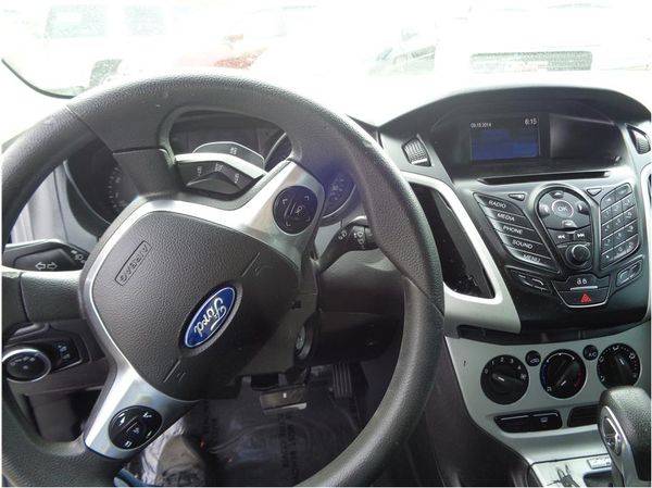 2014 Ford Focus SE Sedan 4D FREE CARFAX ON EVERY VEHICLE! for sale in Lynnwood, WA – photo 11