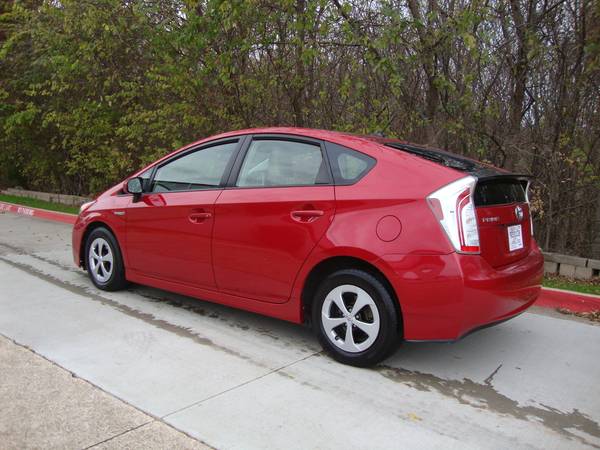 Exceptional 2013 Toyota Prius Model 4 red w/tan Leather NAV 50MPG !... for sale in Plano, TX – photo 3