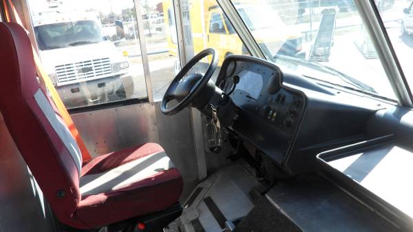 2009 STEP VAN FORD E450 UTILIMASTER - - by dealer for sale in Houston, TX – photo 11