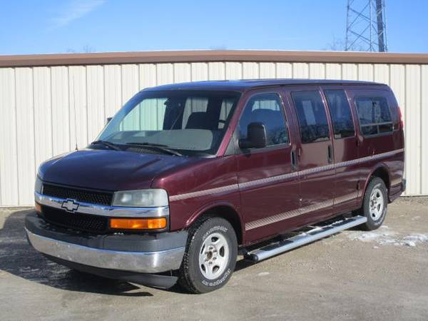 2003 Chevrolet Express 1500 Conversion - cars & trucks - by dealer -... for sale in Wilmington, OH – photo 4