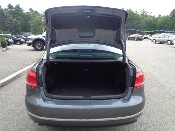 2014 VW Volkswagen Passat 2.0 TDi Diesel NAV Roof Loaded Clean for sale in Hampton Falls, VT – photo 21