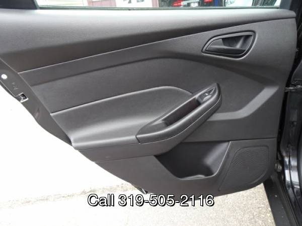 2012 Ford Focus SE for sale in Waterloo, IA – photo 15