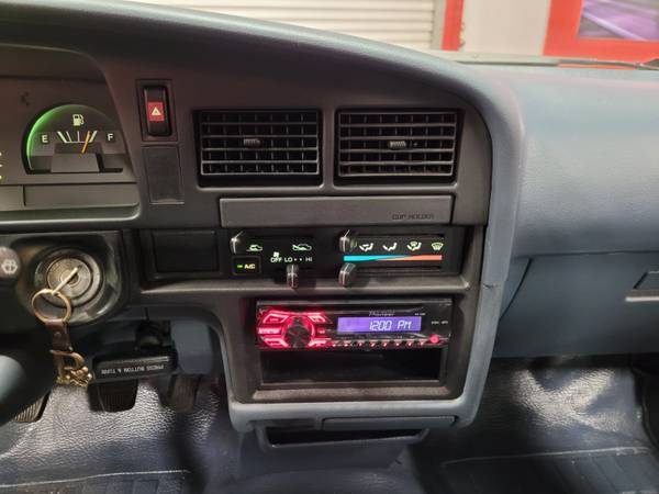 1992 Toyota Pick up only 50k miles ! mint condition - cars & for sale in Miami, FL – photo 22