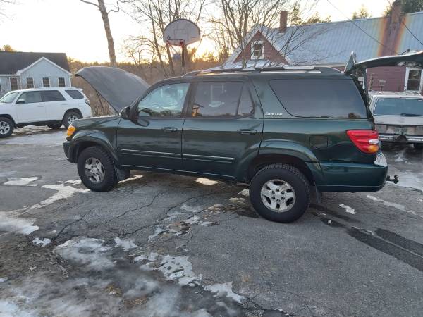 2001 Toyota Sequioa Limited for sale in Merrimack, NH – photo 2