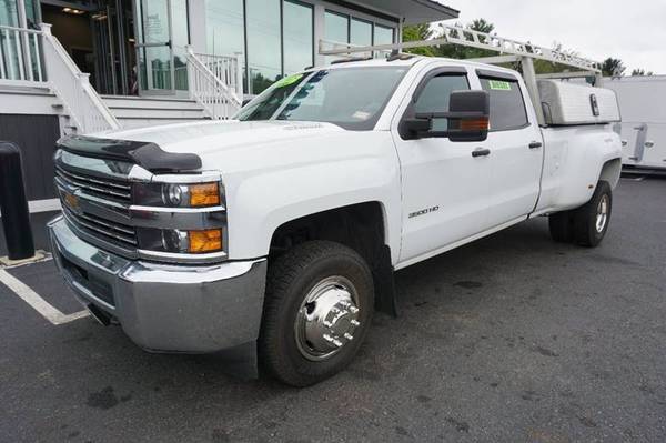 2015 Chevrolet Chevy Silverado 3500HD Work Truck 4x4 4dr Crew Cab LB... for sale in Plaistow, NH – photo 3
