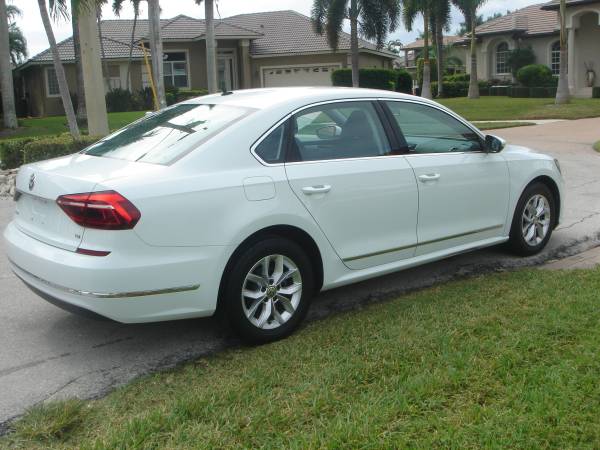 2017 VOLKSWAGON PASSAT OUTSTANDING CONDITION 34000 MILES - cars &... for sale in Naples, FL – photo 6