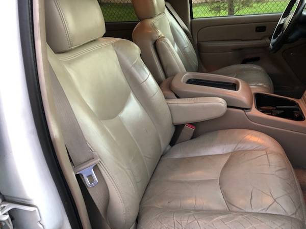 2006 Chevy Tahoe 3 row Leather seats - cars & trucks - by owner -... for sale in Casselberry, FL – photo 21