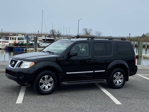 2011 NISSAN PATHFINDER 140K MILES! - - by dealer for sale in Copiague, NY – photo 19
