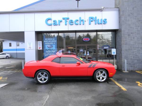 2009 Dodge Challenger RT 5 7L V8 HEMI POWERED WITH 6-SPEED MANUAL for sale in Plaistow, MA – photo 5