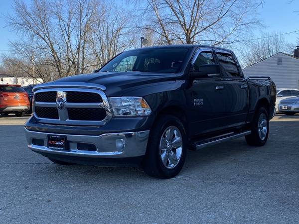 2014 RAM 1500 4WD Crew Cab 140.5 SLT - cars & trucks - by dealer -... for sale in Mishawaka, IN – photo 3