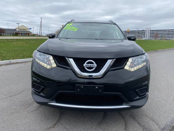2015 NISSAN ROGUE SV LOW MILES! - - by dealer for sale in Northborough, MA – photo 4