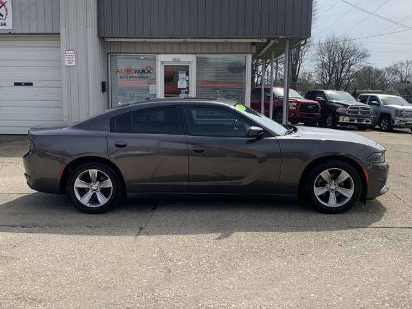 2015 Dodge Charger SXT - - by dealer - vehicle for sale in Mishawaka, IN – photo 8