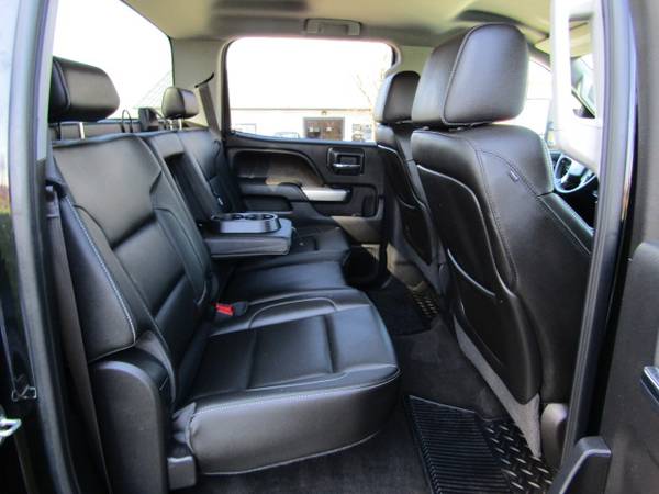 2015 Chevrolet Silverado 2500HD/4WD Crew Cab 153 7 LT - cars & for sale in New Glarus, WI – photo 15
