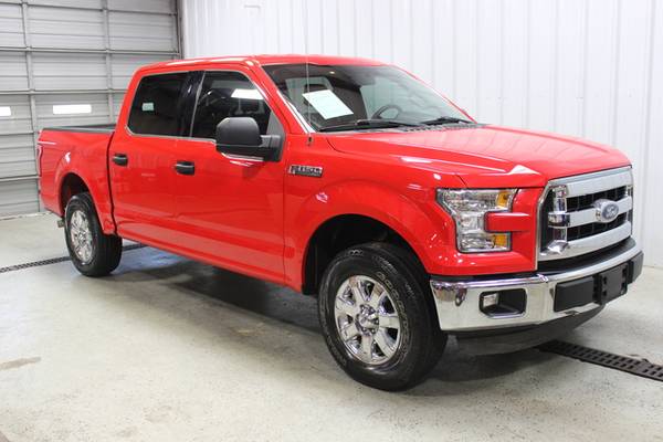2015 Ford F-150 2WD SuperCrew 145 XLT for sale in Lockhart, TX – photo 2