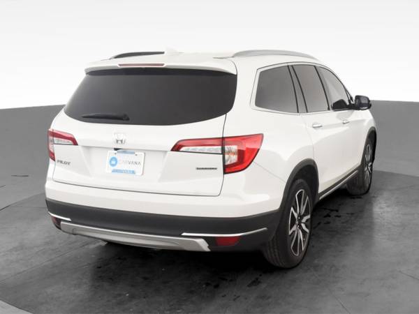 2020 Honda Pilot Touring Sport Utility 4D suv White - FINANCE ONLINE... for sale in Washington, District Of Columbia – photo 10