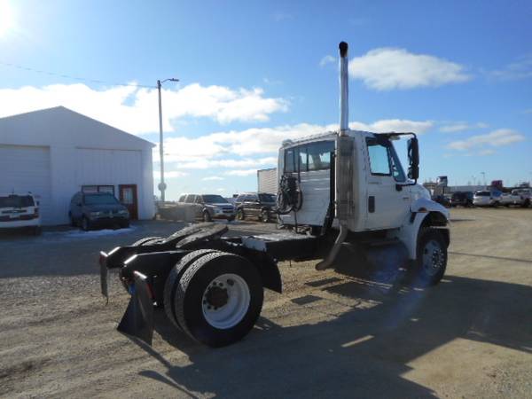 2007 International 8500 S/A Semi Tractor - cars & trucks - by dealer... for sale in Eyota, MN – photo 5