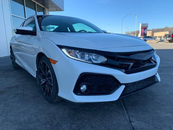 2018 Honda Civic Si Coupe - - by dealer - vehicle for sale in Council Bluffs, NE – photo 9