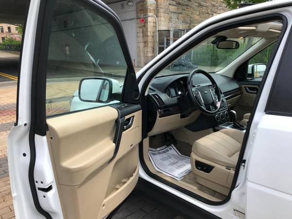2013 LAND ROVER LR2 NAVIGATION CAMERA PANORAMIC 4X4 GREAT CONDITION... for sale in Brooklyn, NY – photo 13