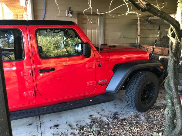 2018 Jeep Wrangler JL Unlimited Sport-S LOW MILES 8300mi ONE OWNER -... for sale in Kelso, OR – photo 5