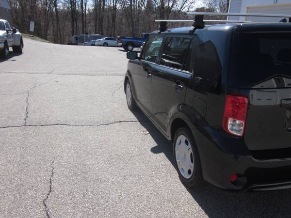 2013 Scion XB 4dr Wagon 86K Manual 5-Spd 86K Black ONE OWNER 8450 for sale in East Derry, MA – photo 7