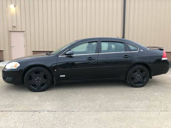 2006 Chevrolet Impala SS - 89,000 miles - V8 for sale in Uniontown , OH – photo 2