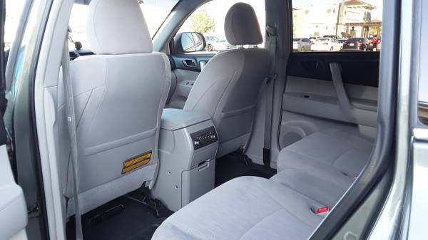 2013 Toyota Highlander - cars & trucks - by owner - vehicle... for sale in Ponte Vedra, FL – photo 9