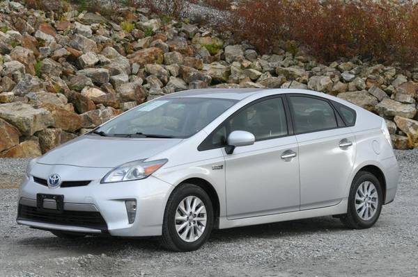 2013 *Toyota* *Prius* *Plug-In* - cars & trucks - by dealer -... for sale in Naugatuck, CT
