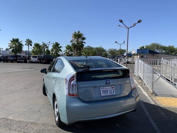 2015 Toyota Prius **all power***one owner**LOW MILES*** BAD CREDIT -... for sale in Sacramento , CA – photo 4