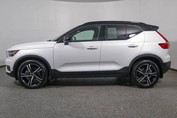 2019 Volvo XC40, Crystal White Metallic for sale in Wall, NJ – photo 2