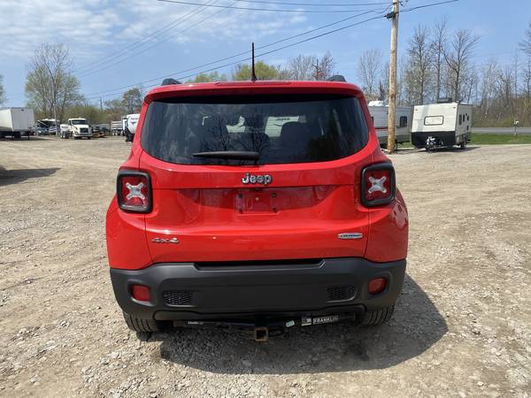 2015 Jeep Renegade Latitude Sport Utility 4D 4x4 for sale in Williamson, NY – photo 6