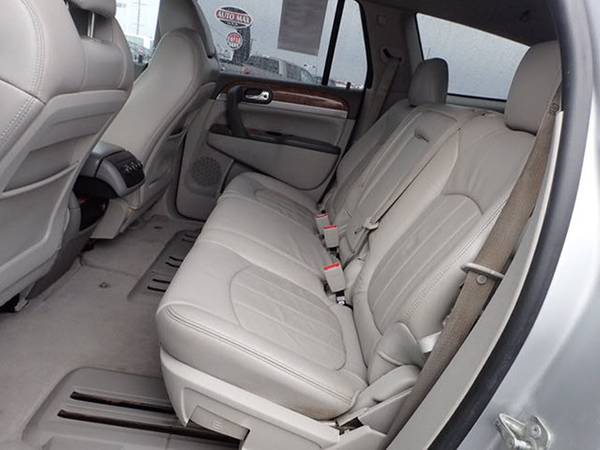 2010 Buick Enclave CXL Buy Here Pay Here - - by dealer for sale in Yakima, WA – photo 10