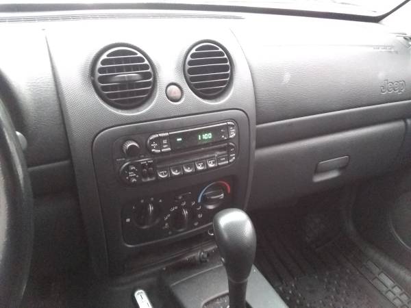 2003 Jeep Liberty Sport (4x4) for sale in milwaukee, WI – photo 5