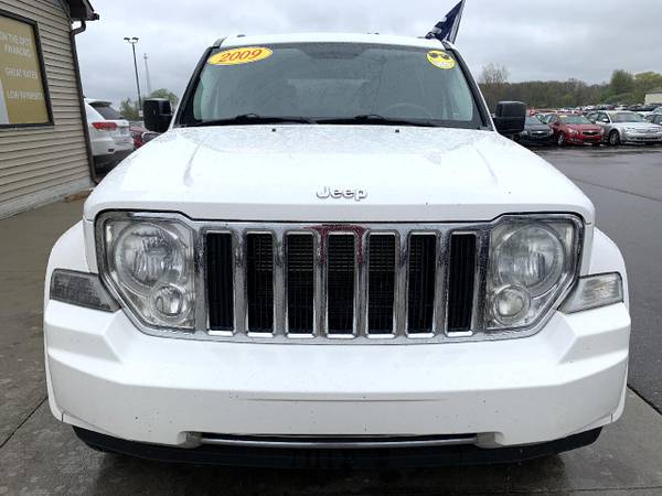 2009 Jeep Liberty 4WD 4dr Limited - - by dealer for sale in Chesaning, MI – photo 2