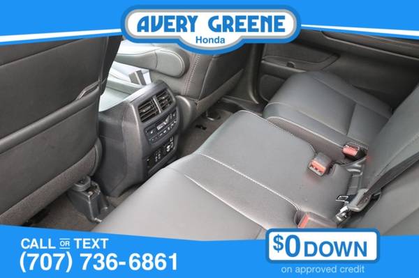 2020 Honda Pilot Touring 8-Passenger - - by for sale in Vallejo, CA – photo 17