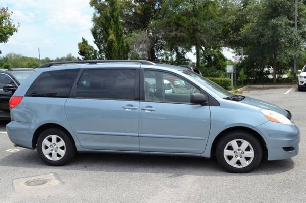 2009 Toyota Sienna LE - - by dealer - vehicle for sale in St. Augustine, FL – photo 2