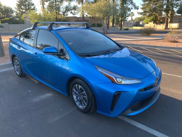 2019 Toyota Prius Limited - cars & trucks - by owner - vehicle... for sale in Phoenix, AZ – photo 2