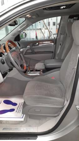 2008 BUICK ENCLAVE CX FWD CROSSOVER - CLEAN, NICE - SEE PICS - cars... for sale in GLADSTONE, WI – photo 8