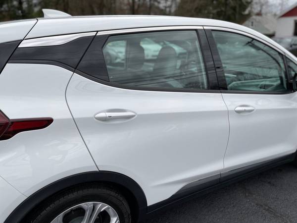2017 Chevrolet Bolt EV LT Electric Vehicle 13,000 miles 238 miles -... for sale in Walpole, RI – photo 10
