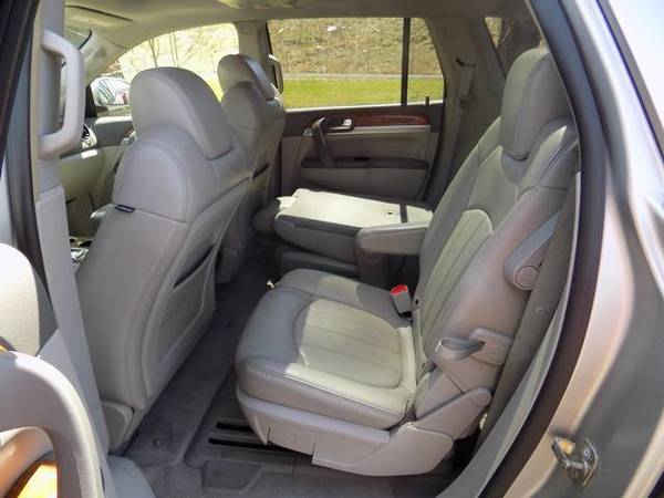 2008 Buick Enclave FWD 4dr CXL - - by dealer - vehicle for sale in Norton, OH – photo 9