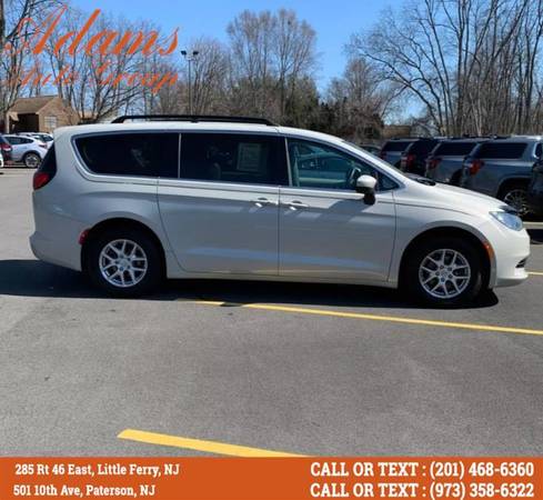 2017 Chrysler Pacifica Touring FWD Buy Here Pay Her for sale in Little Ferry, NY – photo 6