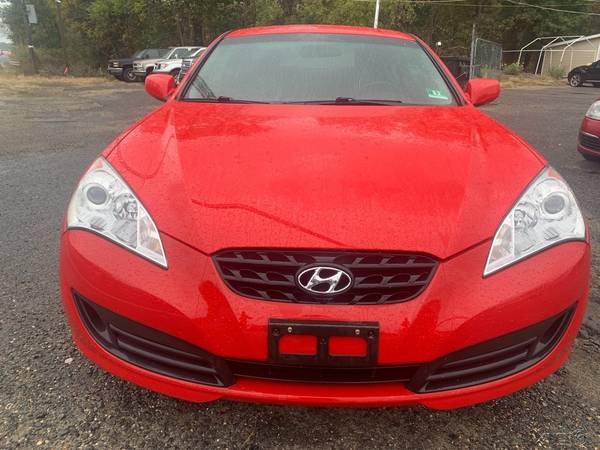 2010 Hyundai Genesis Coupe 2.0T SKU:7244 Hyundai Genesis Coupe 2.0T Co for sale in Howell, NJ – photo 8