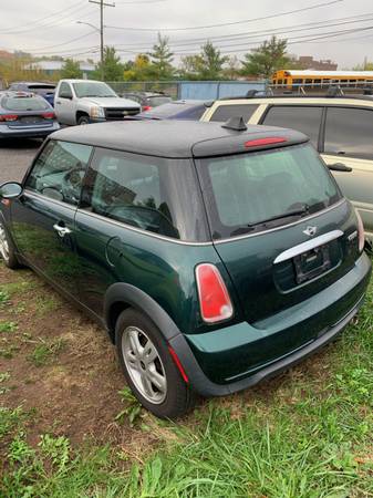 Mini Cooper - cars & trucks - by owner - vehicle automotive sale for sale in New Britain, CT – photo 3