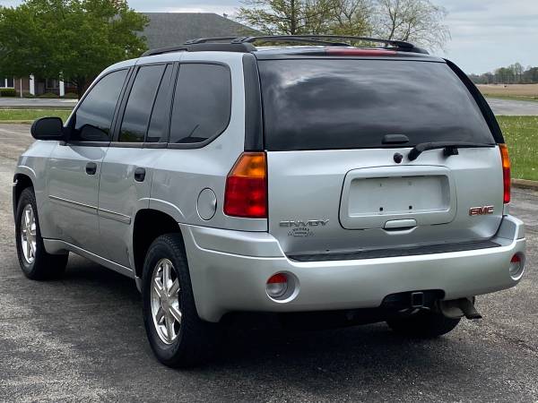 2009 GMC Envoy 4X4 only 123, 000 miles No Rust! 6450 for sale in Chesterfield Indiana, IN – photo 6