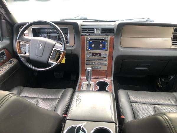 2013 Lincoln Navigator - cars & trucks - by owner - vehicle... for sale in Clarence, NY – photo 8