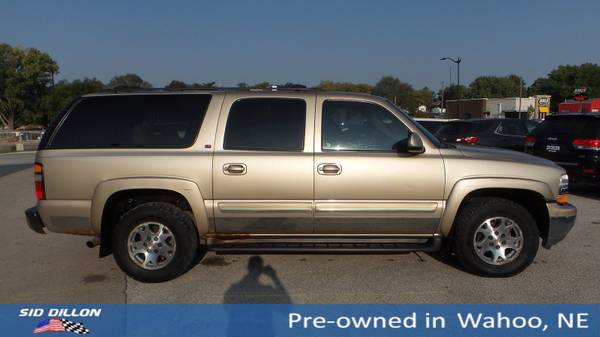 2005 Chevy Suburban LT - cars & trucks - by dealer - vehicle... for sale in Wahoo, NE – photo 7