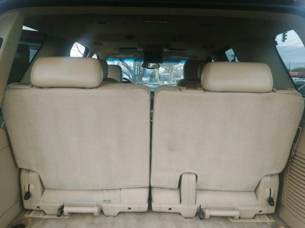 2009 Cadillac Escalade Base - cars & trucks - by dealer - vehicle... for sale in Loveland, CO – photo 19