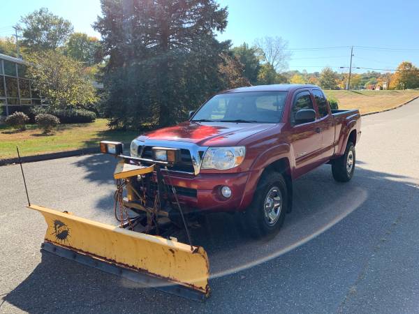 2007 Toyota Tacoma 4x4 Fisher Snow Plow for sale in Waterbury, NY – photo 3