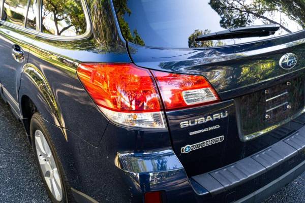 2012 Subaru Outback 2 5i Premium AWD 4dr Wagon CVT - CALL or TEXT for sale in Sarasota, FL – photo 19